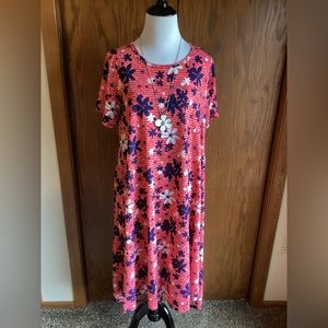 COPY - LuLaRoe Carly Short-Sleeved Dress